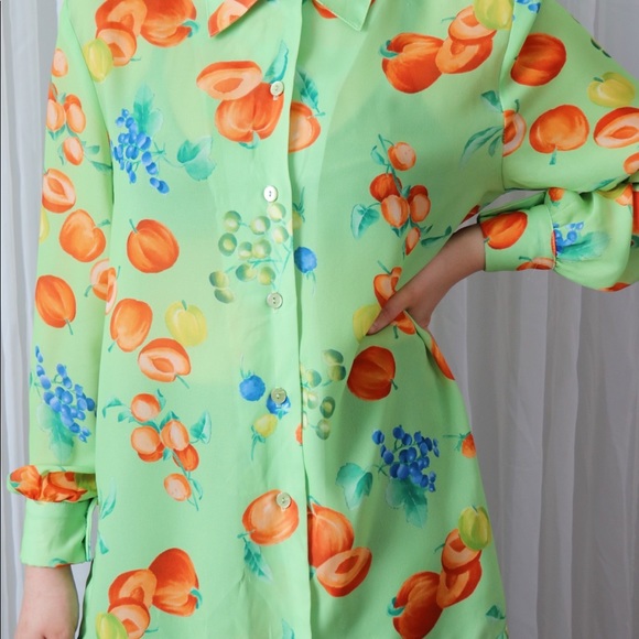 80’s / 90’s Green Fruity Button-Up Blouse - Picture 8 of 8
